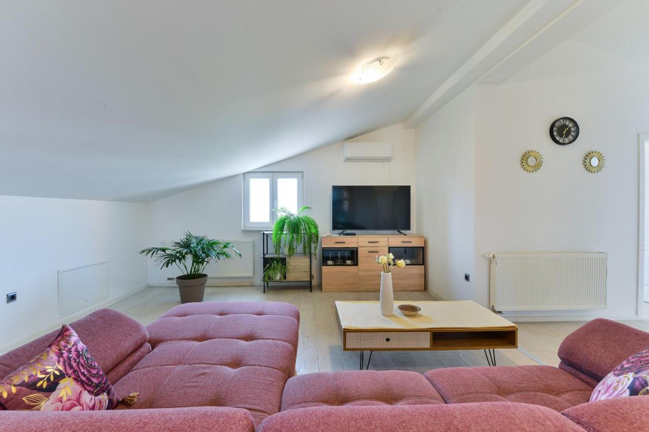 Villa Solis Zadarvillas Exteriör bild